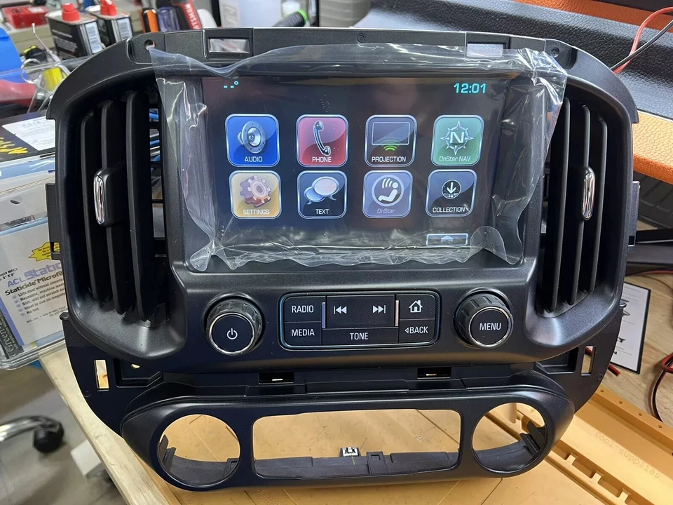 2015–2016 GMC Canyon от оригинального производителя 8 дюймов сенсорный экран радио дисплей панель управления модернизированная - Изображение 2 из 4