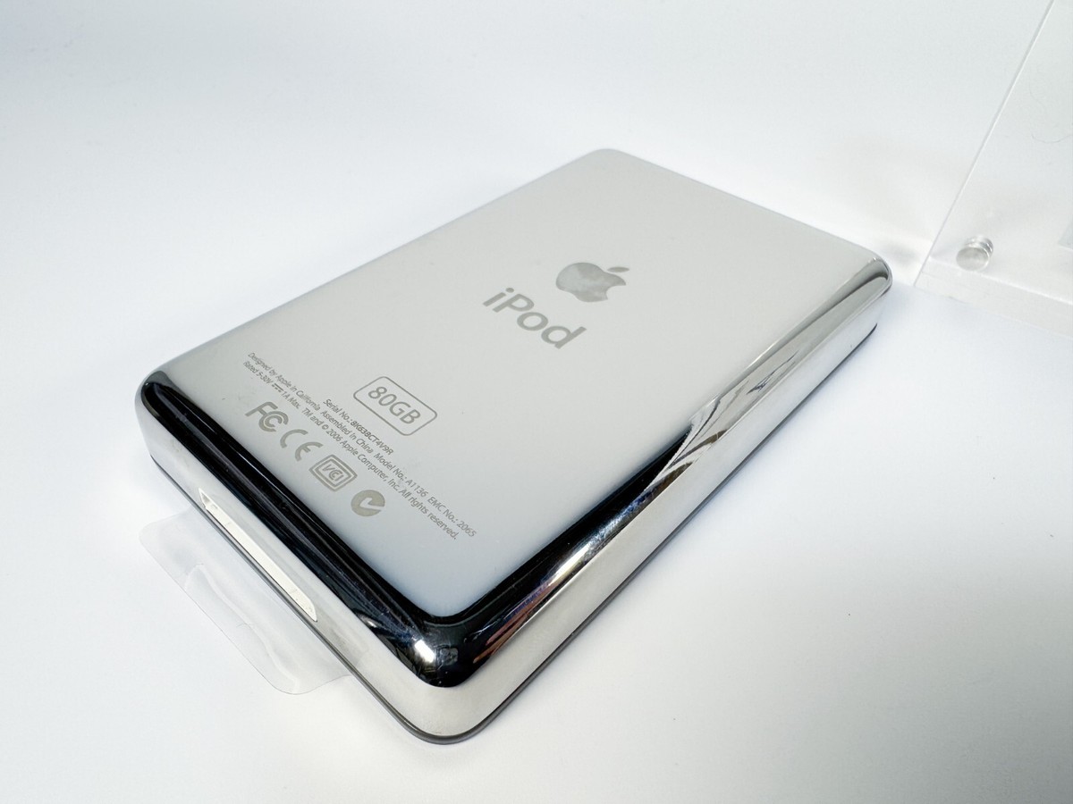 Apple iPod Classic 5.5th Generation 80GB MA450J MA450LL