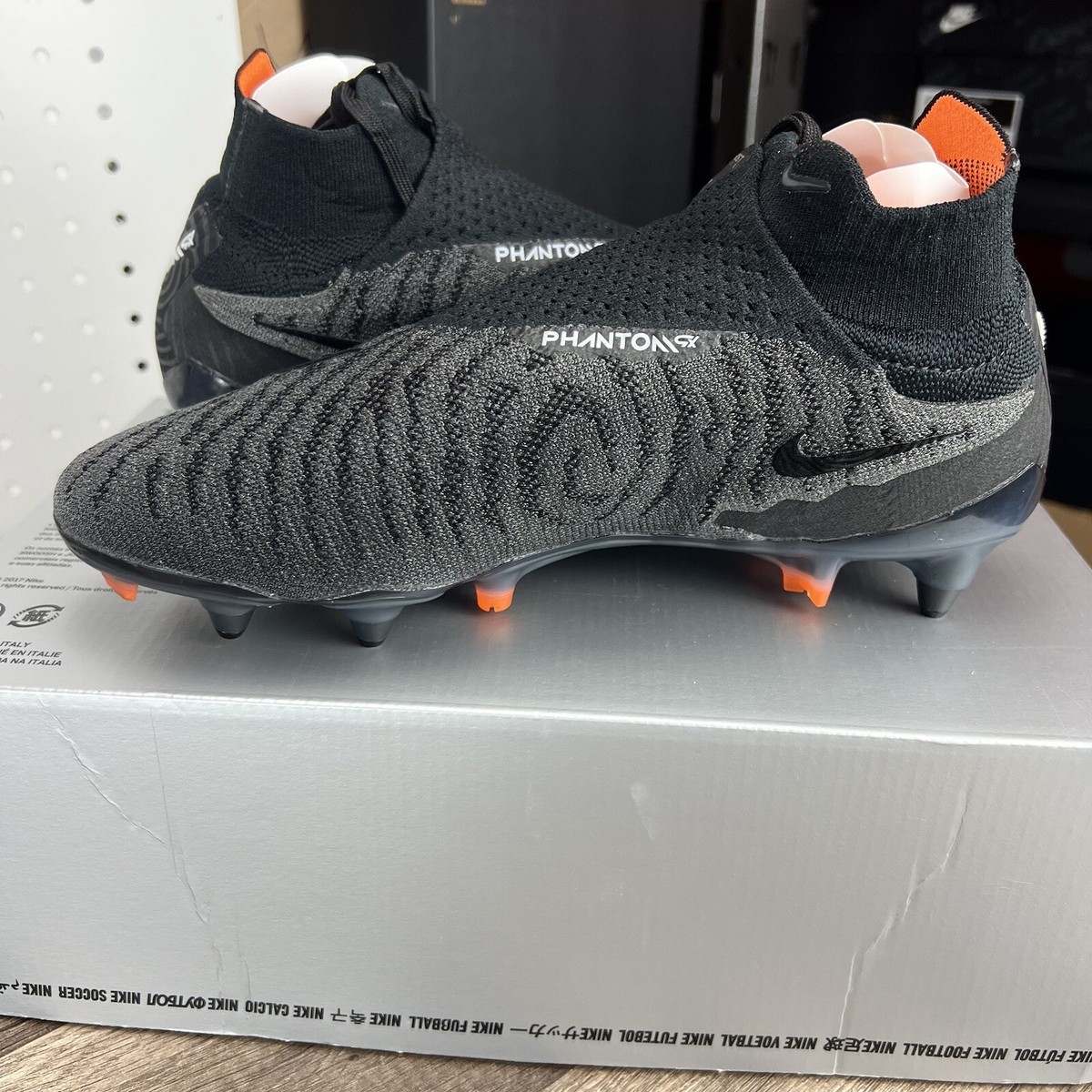 Nike Gripknit Phantom GX Elite Dynamic Fit SG Black DD9444-010 Men 7 / Women 8.5 Nike Gripknit Phantom GX Elite Dynamic Fit SG Black DD9444  main image 2