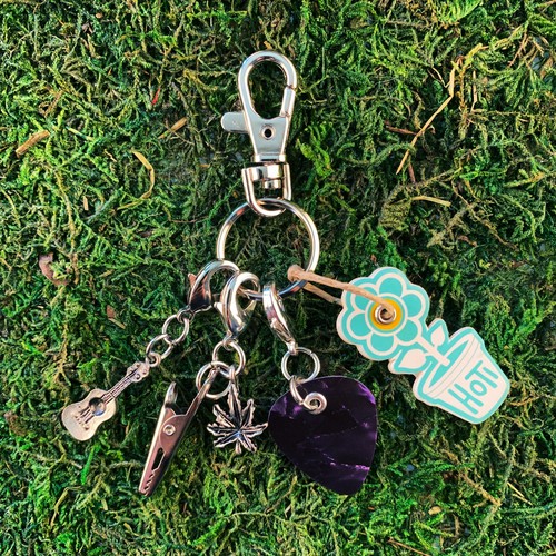 HOTI Hemp Rocks Handmade Roach Clip Keychain Thin Purple Marble Guitar Pick - Picture 1 of 7