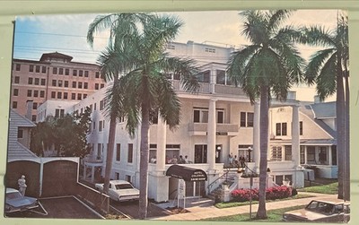 1960c St. Petersburg, Florida, The Colonial Hotel Vintage Postcard