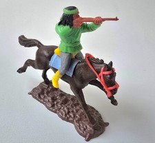 Timpo /  Apache , Gewehrschütze   - Reiter mit seltenem Unterteil  # T 7439