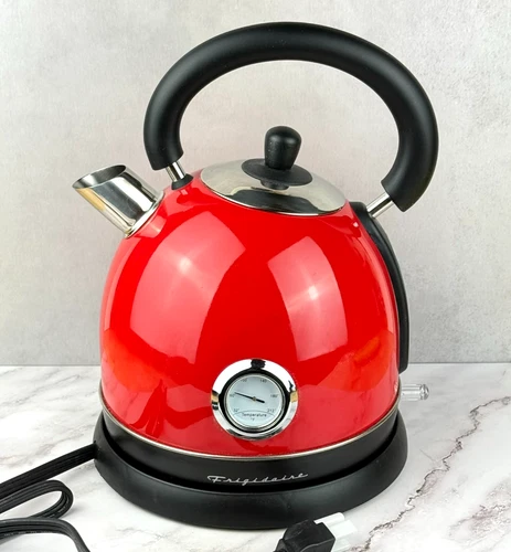 Electric Kettle Buying Guide: Gooseneck vs Standard Models