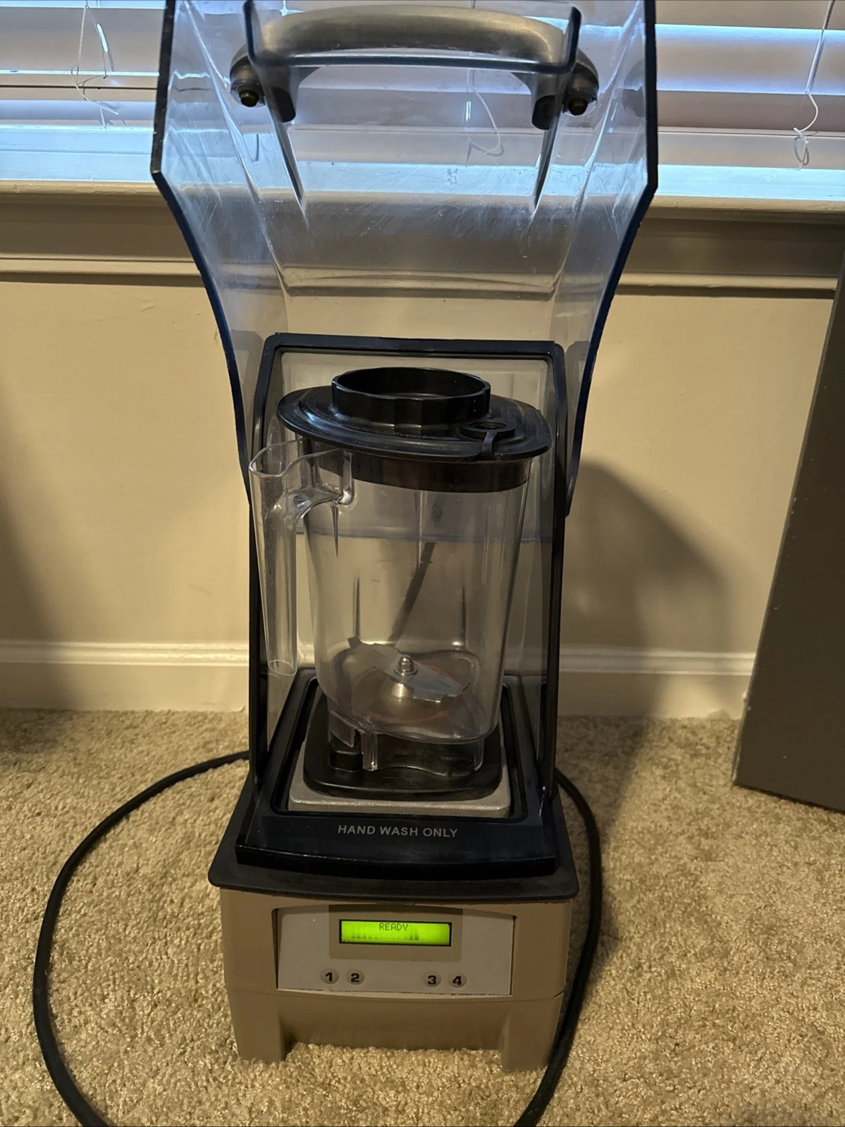 Vitamix The Quiet One VM0145 Commercial Blender – Good Condition Lightly used