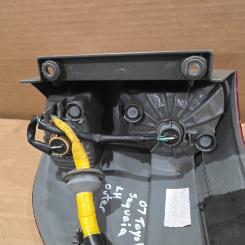 2005-2007 Toyota Sequoia Rear Left Driver Quarter Mounted Tail Light Lamp OEM - Picture 13 of 17