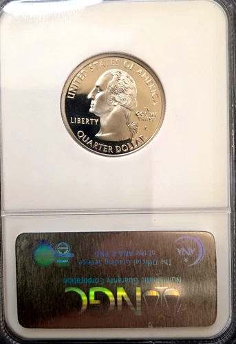 2001-S CLAD Rhode Island Quarter NGC PF 69 Ultra Cameo San Francisco. (8)