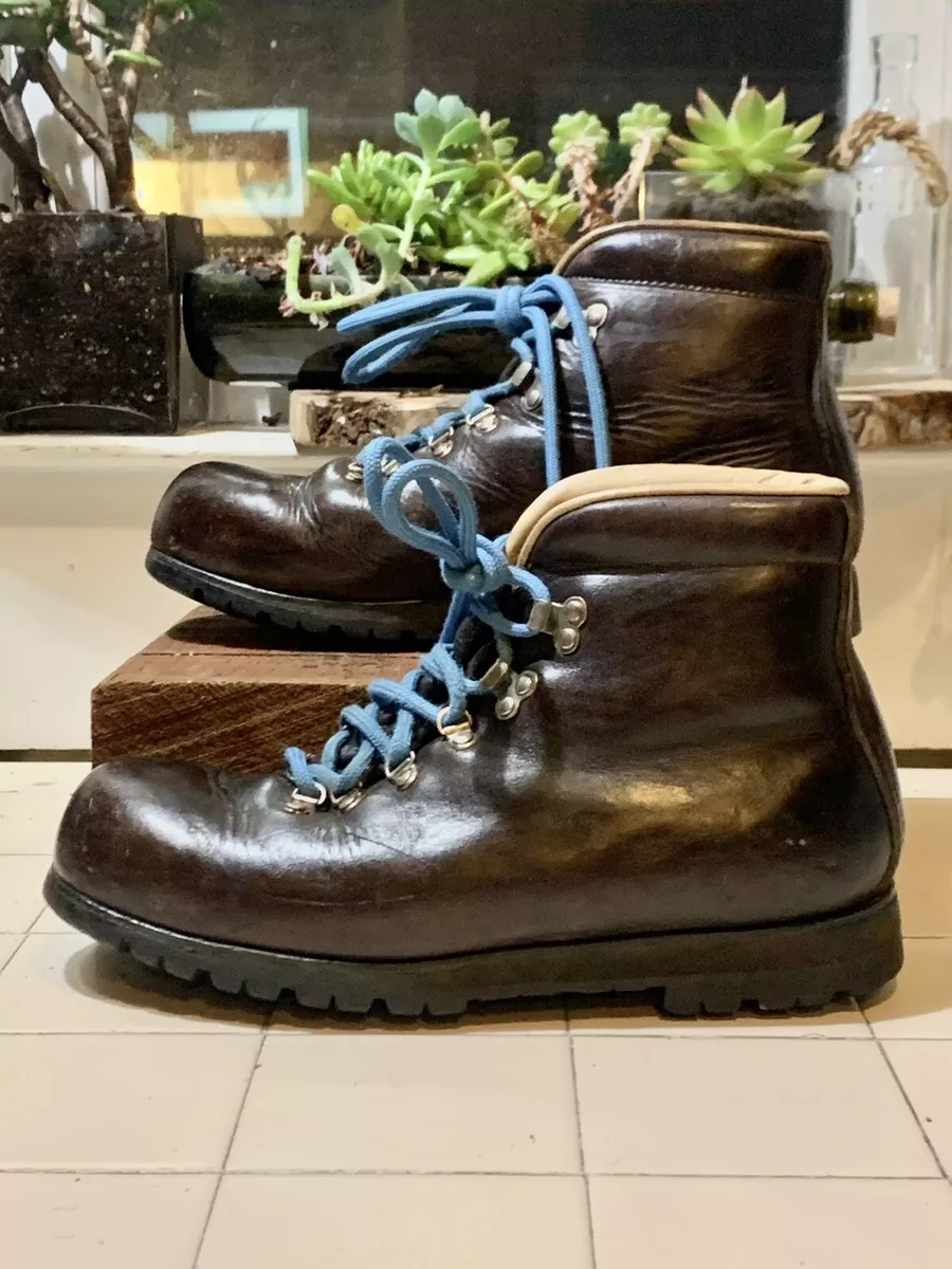 Mens boots deals vibram sole