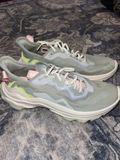 SOREL Women  s Sneakers   Size 11   Green / Pastel Pink- Excellent Condition