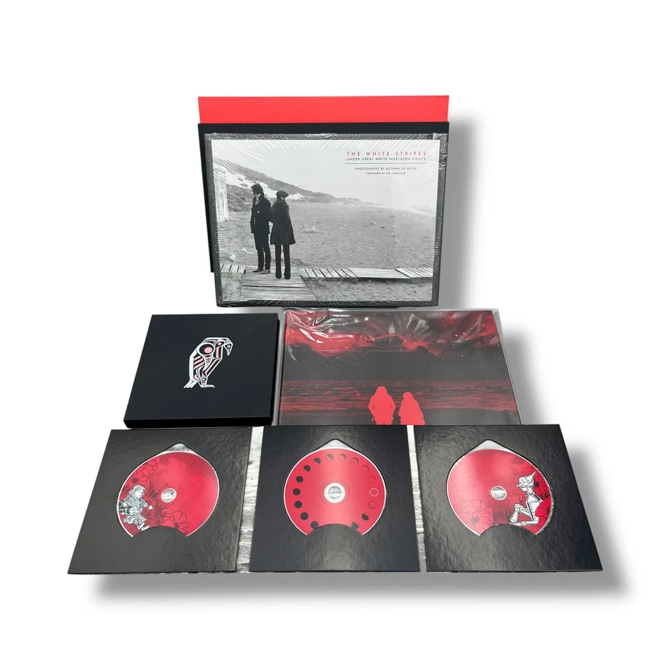 The White Stripes Under The Great White Northern Lights Box Set NM, Sealed Book Foto 4 de 4