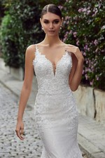 Modern Spaghetti Straps Wedding Dresses Women V-neck Appliques Mermaid Backless