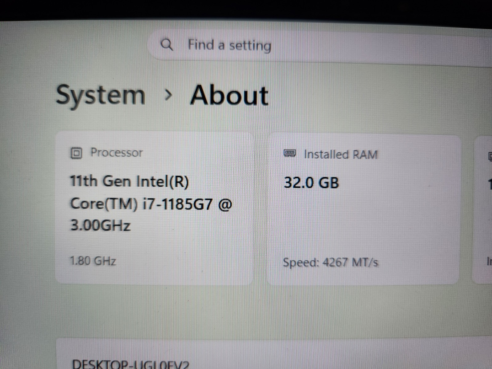 Dell Latitude 9520, 15-Inch Laptop, with Intel Core i7 11th Gen, 256 GB NVMe (Non-Volatile Memory Express), Windows 11 Pro