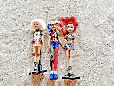 bratzillaz dolls und Harley Quinn Puppe, Jade Jadore, Meygana broomstix