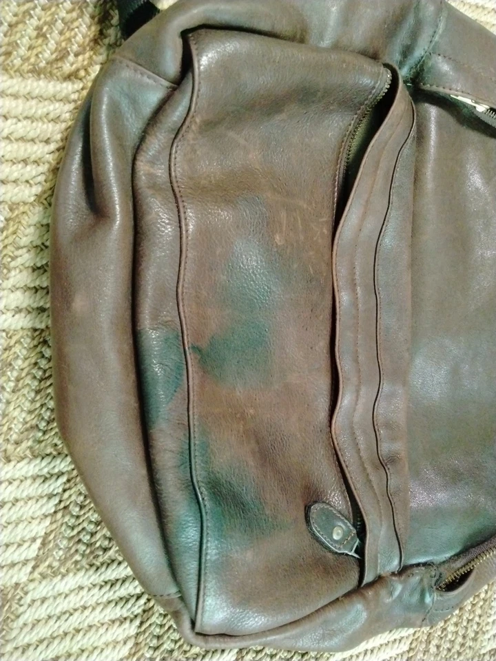 Vintage GAP Brown Bomber Leather Backpack With Olive Drab Lining Leather Straps - Image 3 of 4