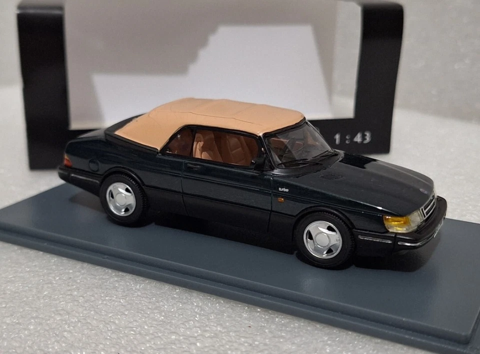 Saab 900 Cabriolet Closed 1987 Green Met Cream 1:43 Neo NEO43568 RARITY!! (2) - Image 3 of 4
