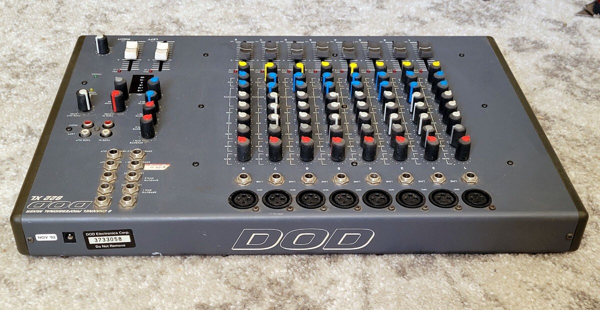 DOD 822 XL 8 Channel Professional Mixer DOD 822 XL 8 Channel Professional Mixer