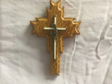 First Communion Wooden Hanging Wall Cross 7" for Boy Australia Lacewood 