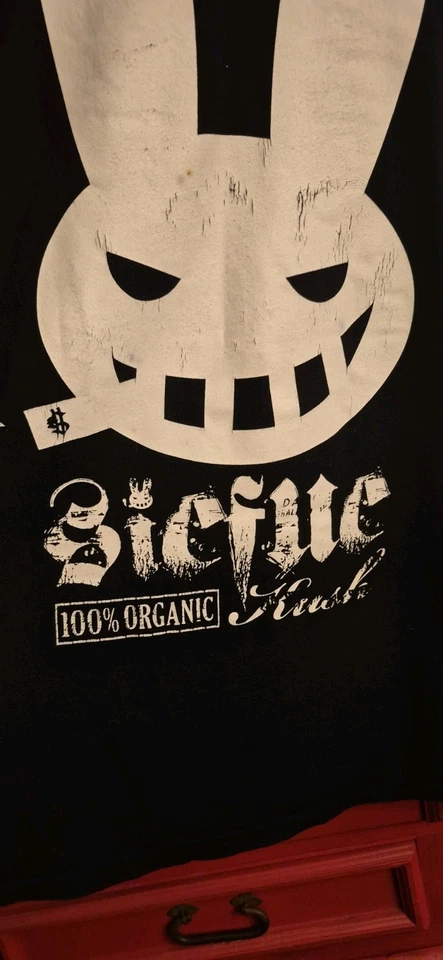 Zodiak Sicfuc XL 黑色 Kush T 恤 Zodiac Threading 大麻 Rsbbit Cool — 第 2/4 张图片