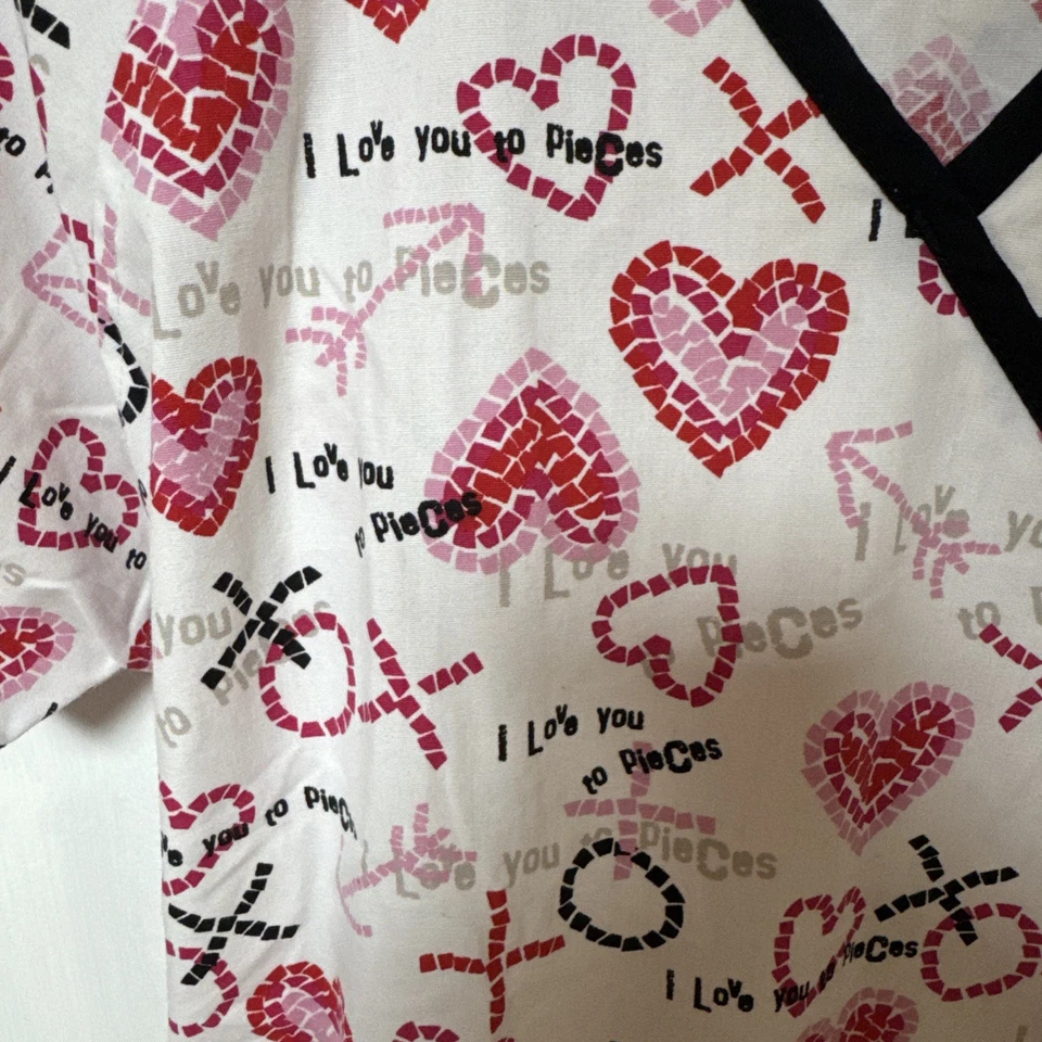 Scrub H.Q. Heart Print Scrub Top – Mock Wrap – Size M – Used Good - Image 3 of 4