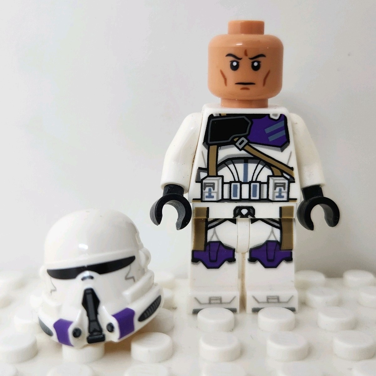 LEGO Star Wars 187th Clone Legion - Commander Mace Windu Purple