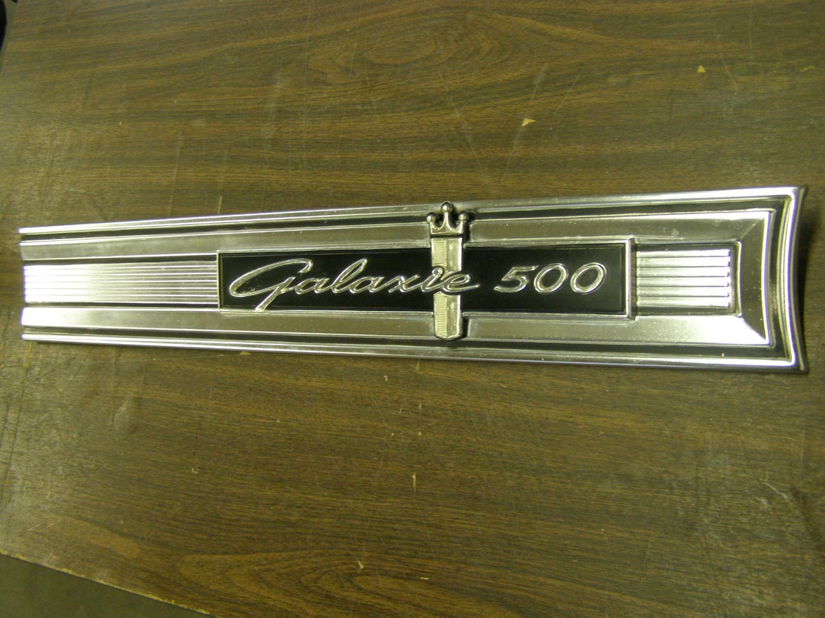 OEM 1964 Ford Galaxie 500 Rear Trim Finish Panel Moulding Ornament