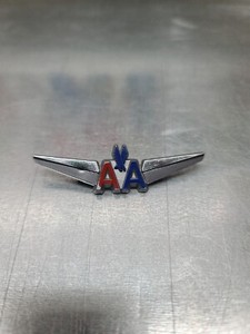 American Airlines Junior Pilot Kiddie Plastic Wings Stoffel Seal pin vintage