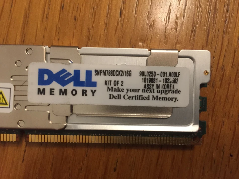 Samsung M395T1G60QJ4-CE68 / 8GB 4Rx4 PC2-5300F-555-11- AF0 Memory / Kit di 2 - Immagine 3 di 4