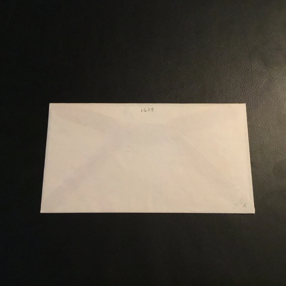 FDC 1942 #905 WWII “ MAN OF THE HOUR” Patriotic Cachet Douglas MacArthu USA - Image 2 of 2