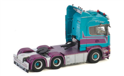 WSI FOR SCANIA STREAMLINE HIGHLINE 6X2 TAG AXLE MIL-TON 1/50