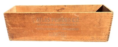 Giant Atlas Powder Co. Wilmington Delaware USA Explosives Wood Dovetail Crate