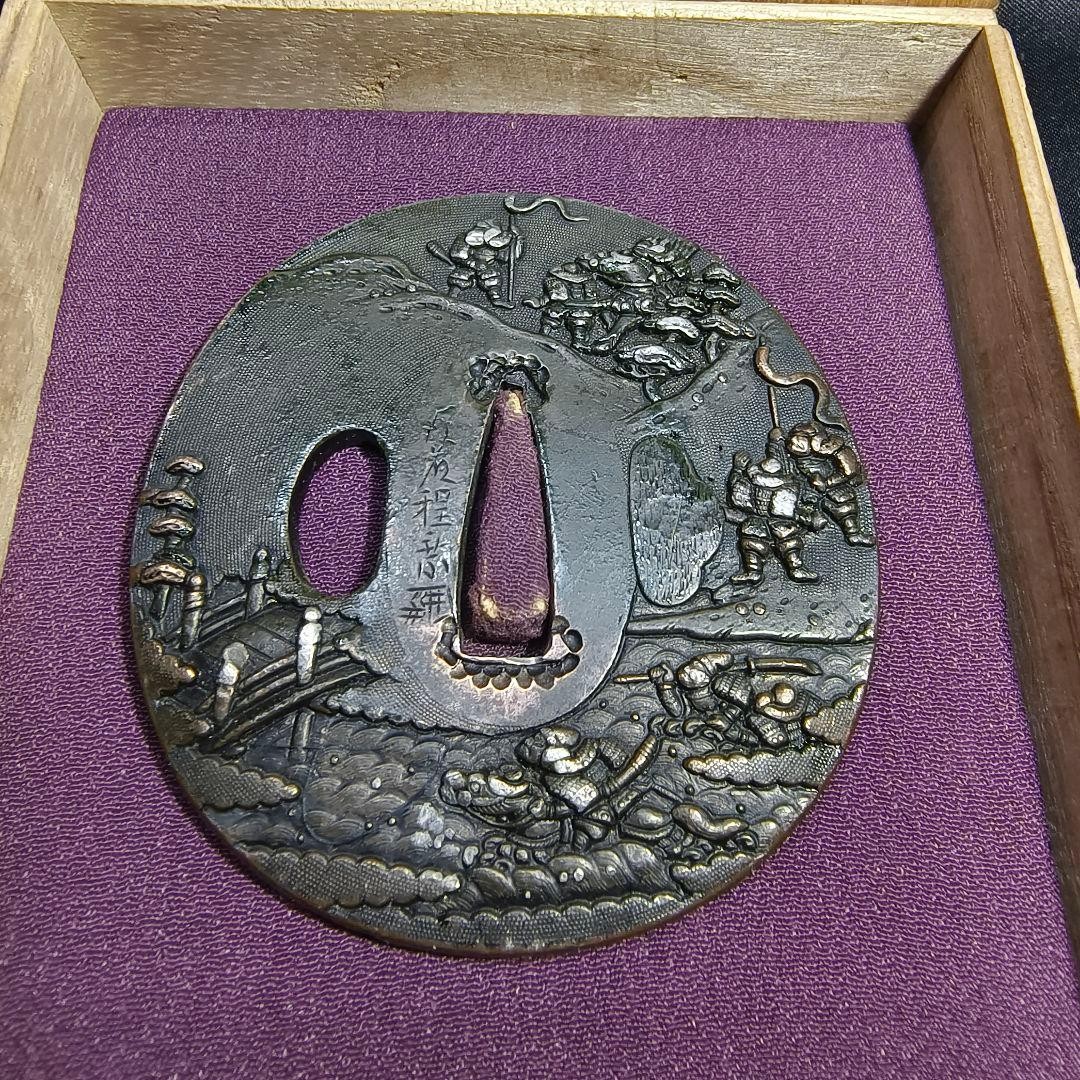 Goto Tatsunori Tsuba 7 x 6 cm Copper Edo Vintage Genpei War Scene Trio