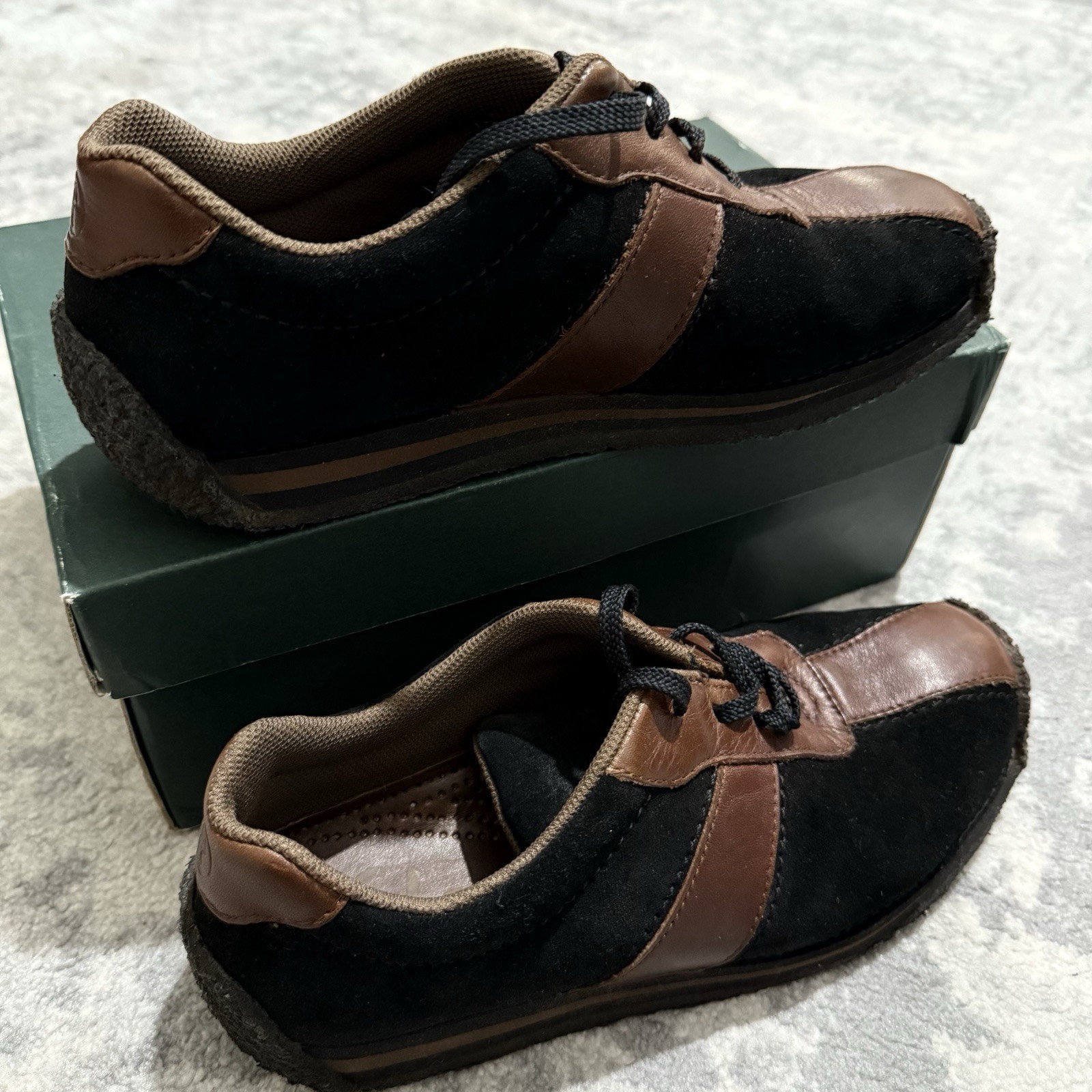 SAOLA Scarpe da ginnastica Clark’s Originals scamosciate pelle nere marroni suola crepe Y2K UK6 5