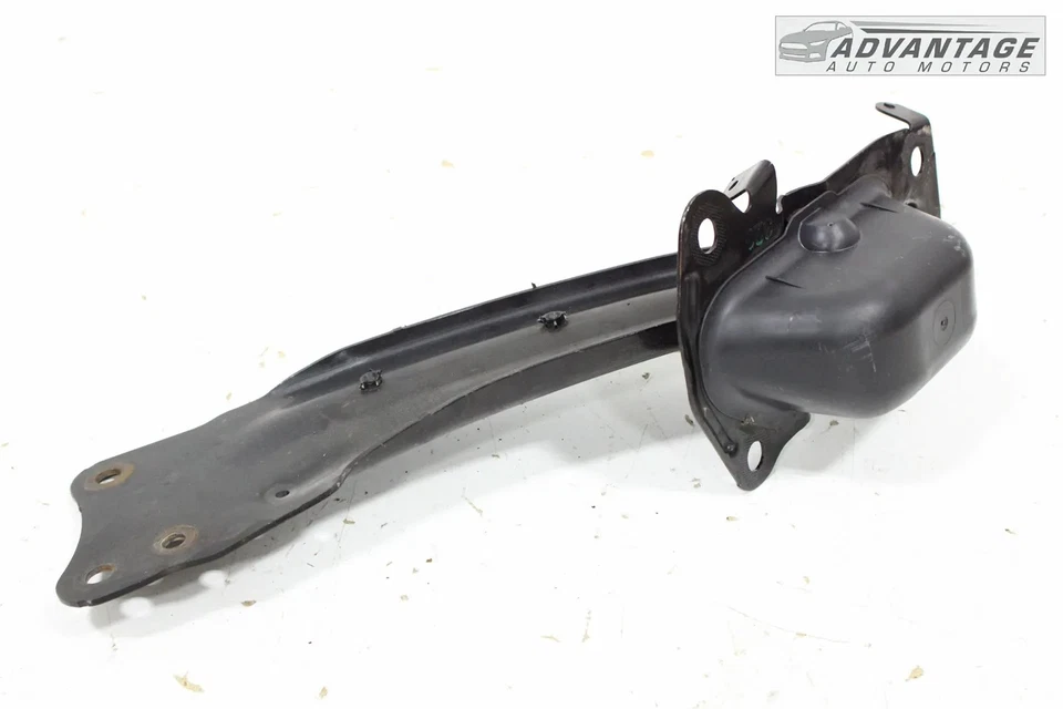 AUDI Q3 QUATTRO 2015-2018 SUSPENSIÓN TRASERA LADO DERECHO BRAZO DE CONTROL DE ARRASTRE OEM Foto 2 de 4