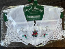 NOS Vintage 1995 Daisy Kingdom Christmas ANGEL BUNNY Lace Embroidered COLLAR
