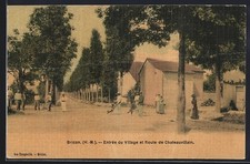 CPA Bricon, Entrée du Village