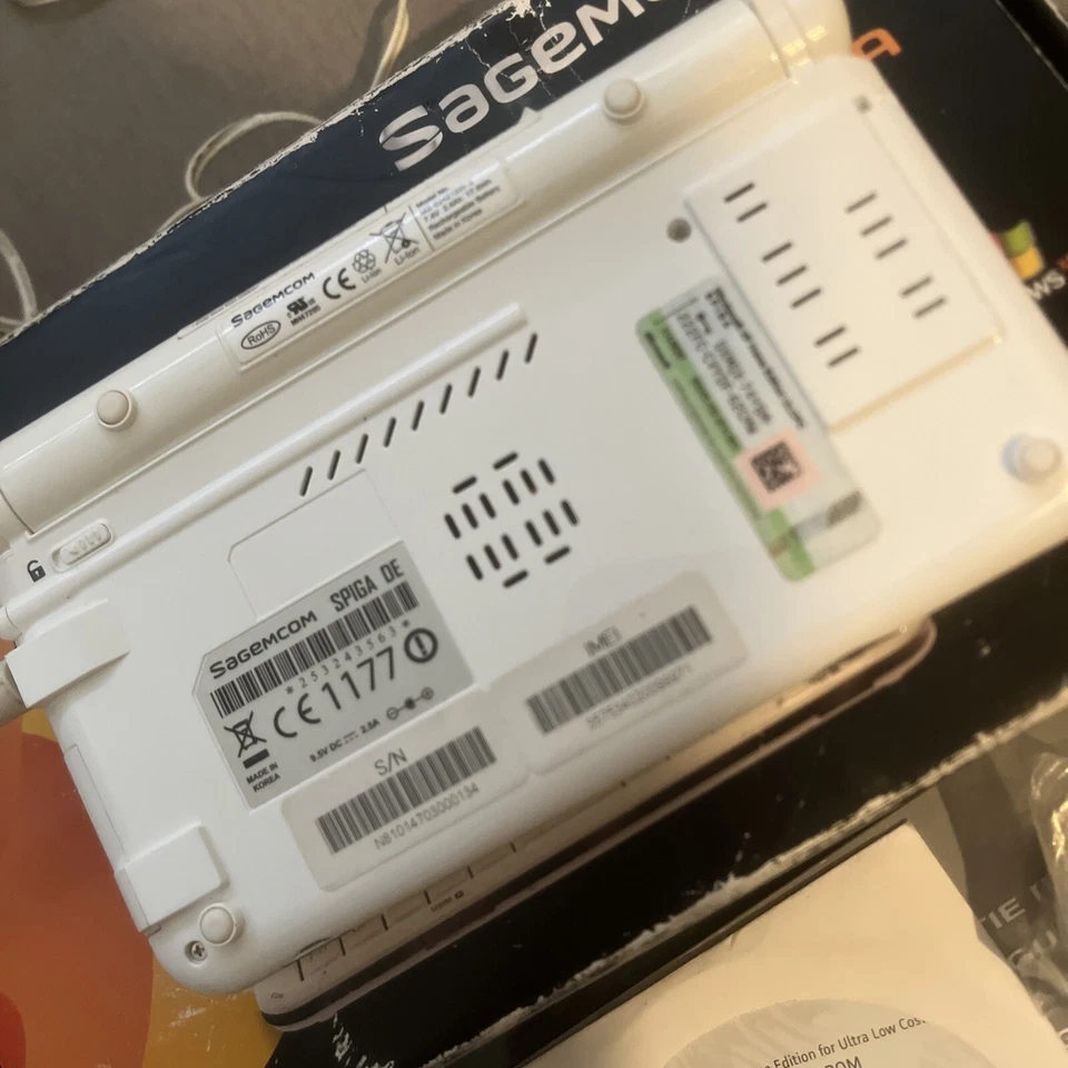 UMID M1 Micro Pocket Pc Sagemcom Spiga 3G+ - Photo 4/4