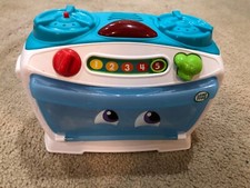 Leap Frog Number Lovin' Oven. Talks, Sizzles, Lights Up and Plays Music. 2015