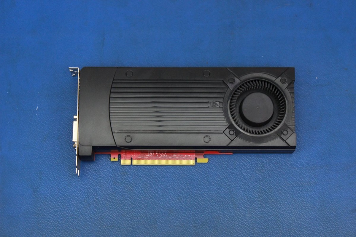 Carte graphique Nvidia GeForce GTX 960 Go GDDR5 FRU00PC569