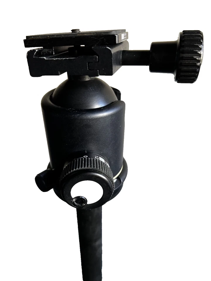 Vintage Gitzo G1228 "Mountaineer" Carbon Fiber Tripod + Arca Swiss Monoball Head - Image 3 of 4