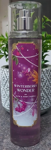 Bath & Body Works Winterberry Wonder Fine Fragrance Mist 236ml