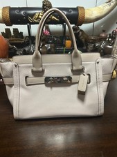 Excellent condition COACH 2way shoulder bag