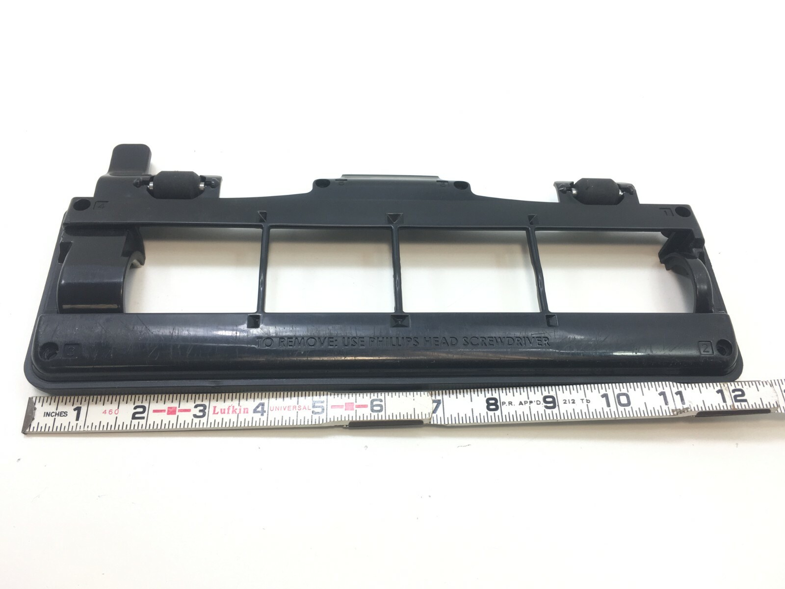 Hoover UH74210 UH74200 UH74205 UH74220 BOTTOM SKID SOLE PLATE SOLEPLATE