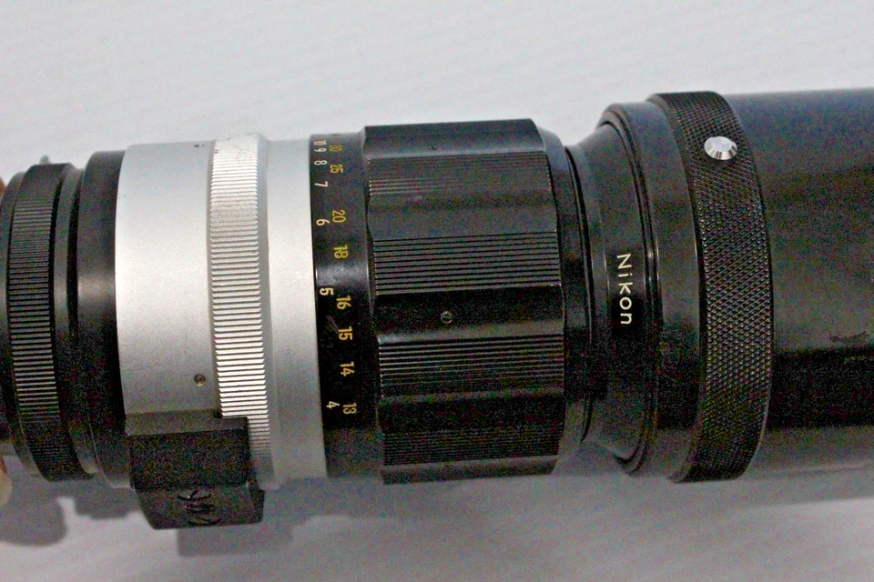 Nikon Nikkor-H Auto 300mm f/4.5 Telephoto Lens, Working See PhotosSmall Dent in - Image 3 of 4