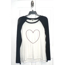 PJ Salvage Women's Fleece Embrodered Heart Pajama Top in Black/White/Red Small