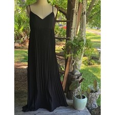 Express Black Empire Waist Pleated Lower Maxi Dress Size Medium