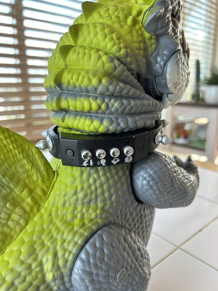 Juguete interactivo de dinosaurio Mattel Cruncher 2009 mascota prehistórica rara (solo figura) Foto 4 de 4