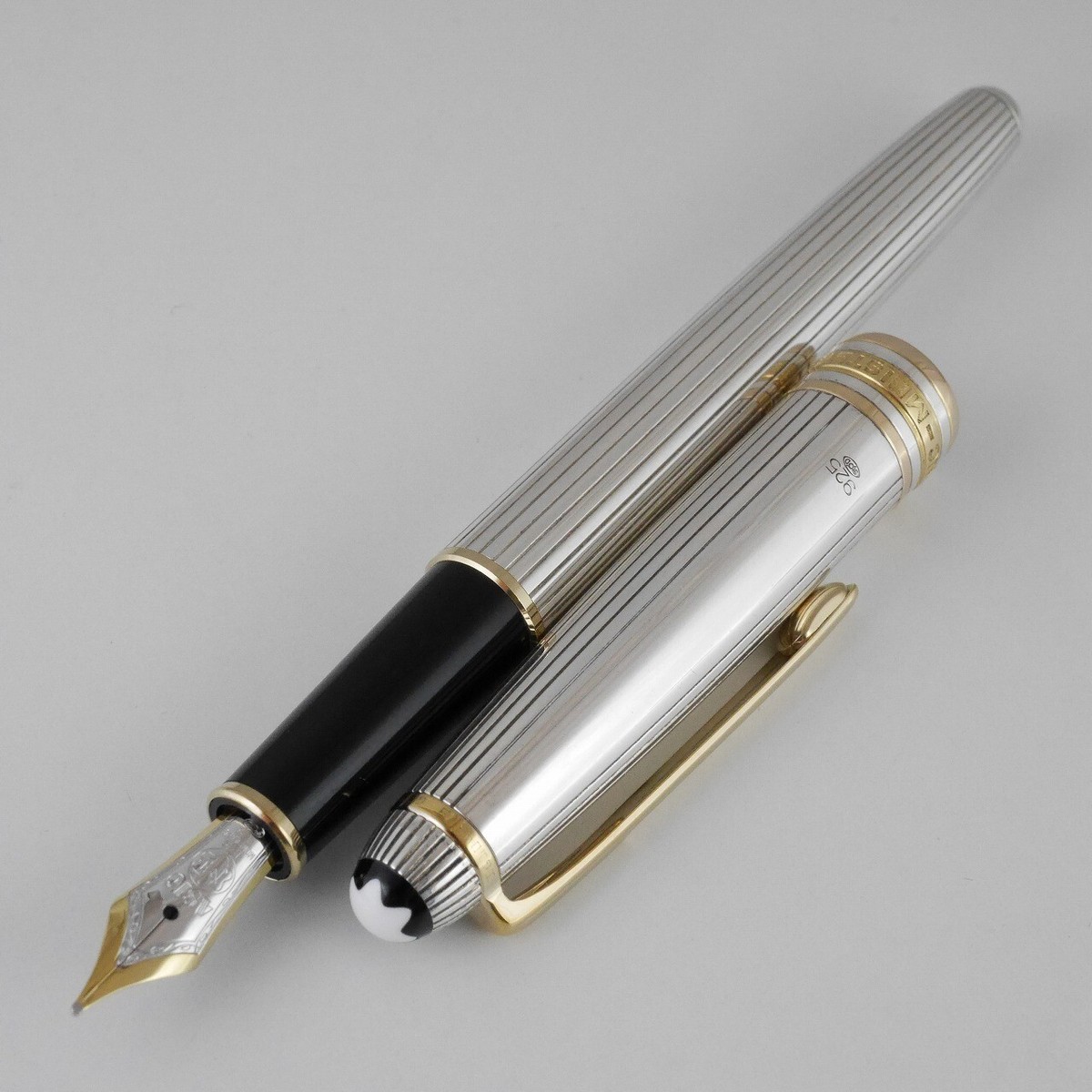 Montblanc Meisterstuck Solitaire Sterling Silver Pinstripe Montblanc Meisterstuck Solitaire Sterling Silver Pinstripe