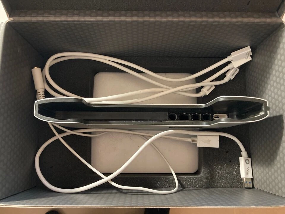 Genuine Henge Dock HD04VA15MBPR for Mid-2015 15-inch Apple MacBook Pro Retina - Image 3 of 4