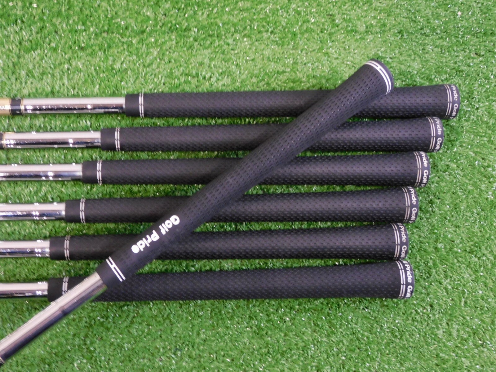PING G410 Irons 5-W & U Dynamic Gold X100 X Extra Stiff Steel Blue Dot 1* Up