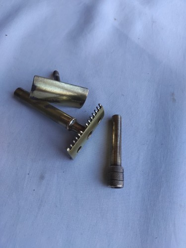 Gillette Single Ring Open Comb DE Safety Razor Gold Tone (No Date Code) - Picture 3 of 11