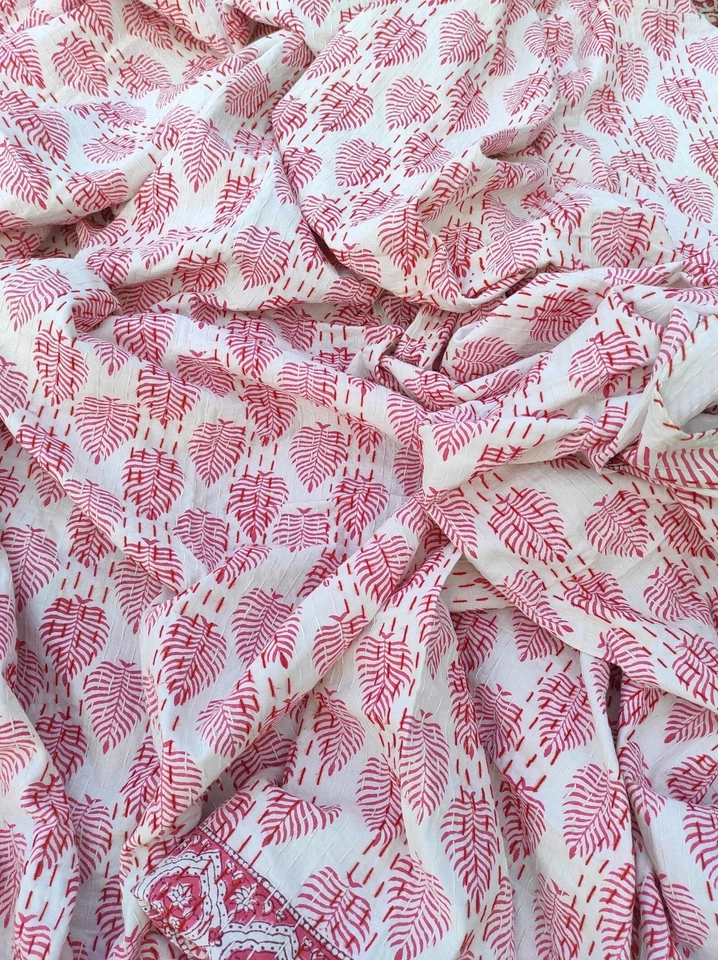 Colcha edredón Indian Kantha rosa hecha a mano estampado de bloques manta tamaño doble Foto 3 de 3